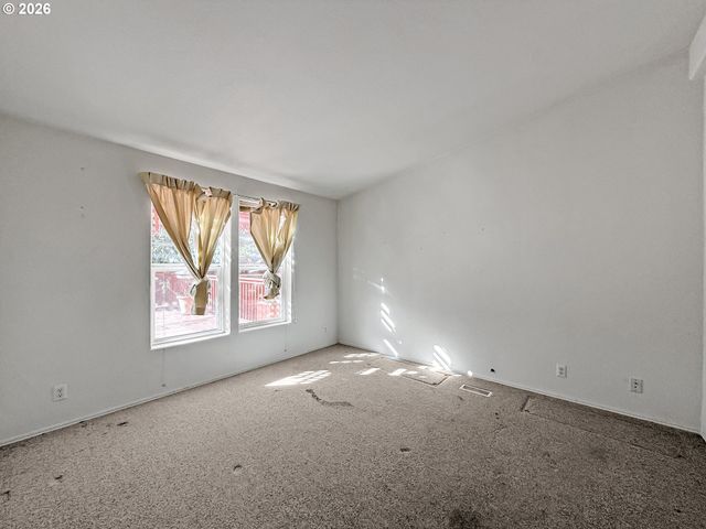 19026 PACIFIC CREST Dr, Brookings, OR 97415