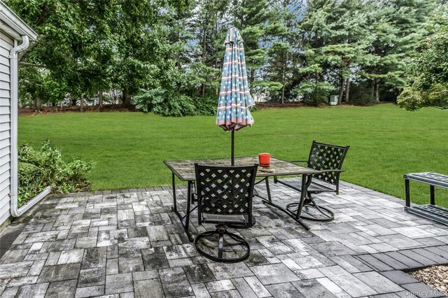 8 Chippendale Drive, Mount Sinai, NY 11766