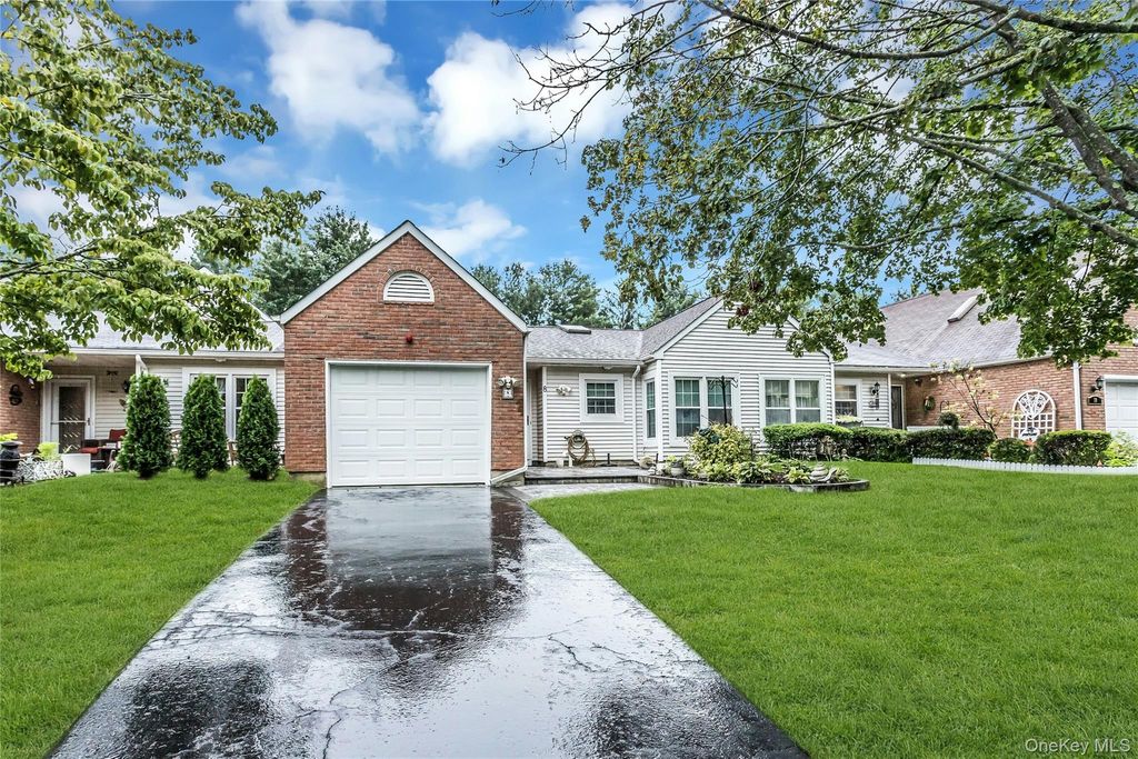 8 Chippendale Drive, Mount Sinai, NY 11766 — photo 3