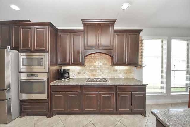 28718 Wallaman Falls Lane, Katy, TX 77494