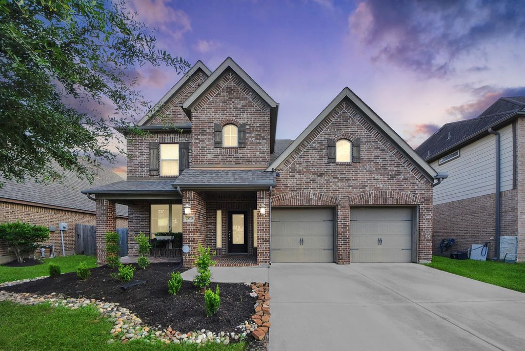 28718 Wallaman Falls Lane, Katy, TX 77494