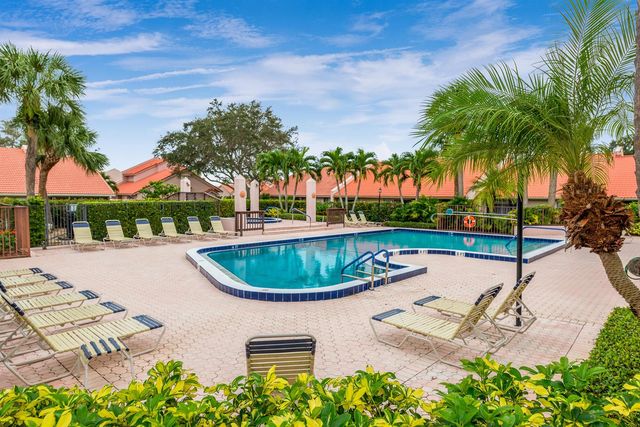 3513 SE Sandpiper Circle, Port St. Lucie, FL 34952