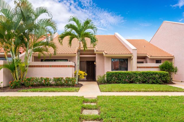 3513 SE Sandpiper Circle, Port St. Lucie, FL 34952