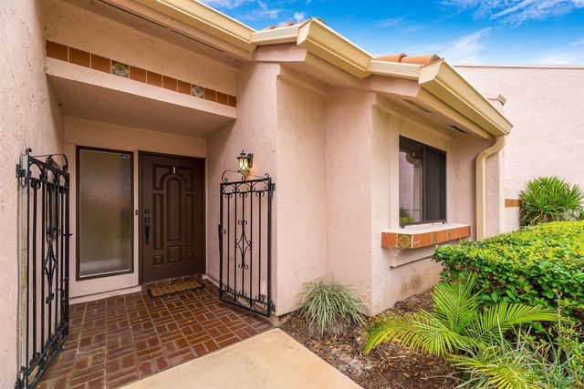 3513 SE Sandpiper Circle, Port St. Lucie, FL 34952