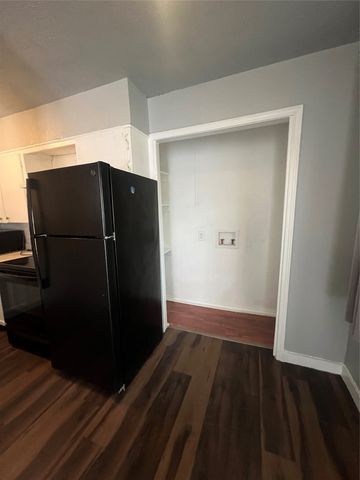 1417 Bennett Avenue B, Dallas, TX 75206