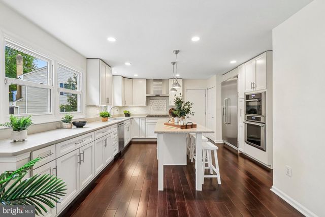 11400 SYMPHONY WOODS LN, Silver Spring, MD 20901