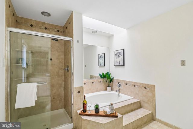 11400 SYMPHONY WOODS LN, Silver Spring, MD 20901