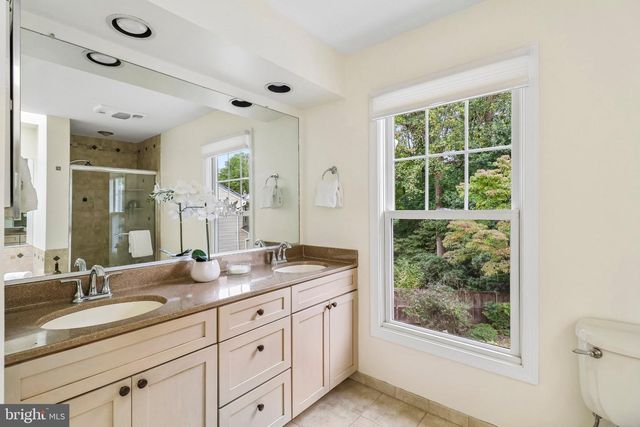 11400 SYMPHONY WOODS LN, Silver Spring, MD 20901