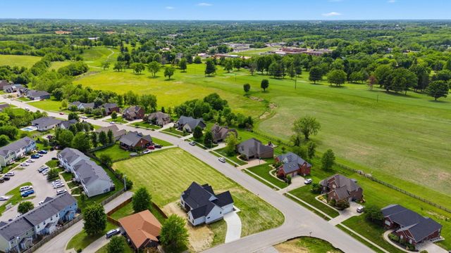 414 Fairholme Way, Winchester, KY 40391