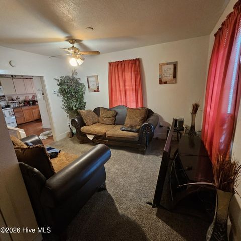 805 Park Street, Elizabeth City, NC 27909