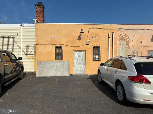 52 W CHELTEN AVE, Philadelphia, PA 19144
