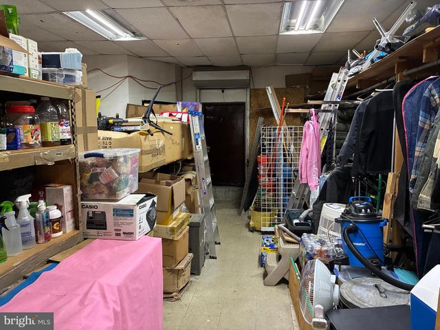 52 W CHELTEN AVE, Philadelphia, PA 19144