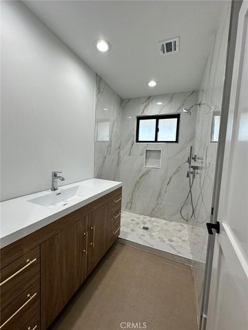 3007 3009 S Hobart, Los Angeles, CA 90018