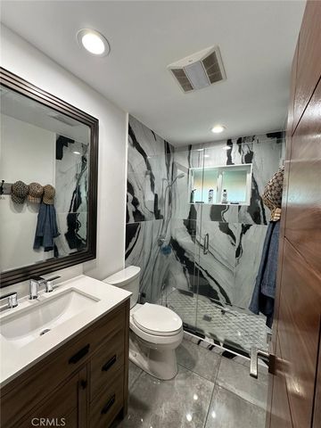 3007 3009 S Hobart, Los Angeles, CA 90018