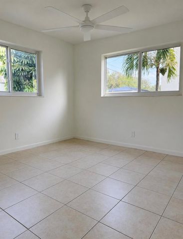 5210 SW 90th Way 2, Cooper City, FL 33328