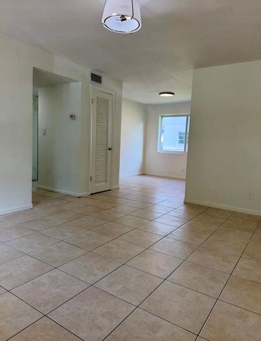 5210 SW 90th Way 2, Cooper City, FL 33328
