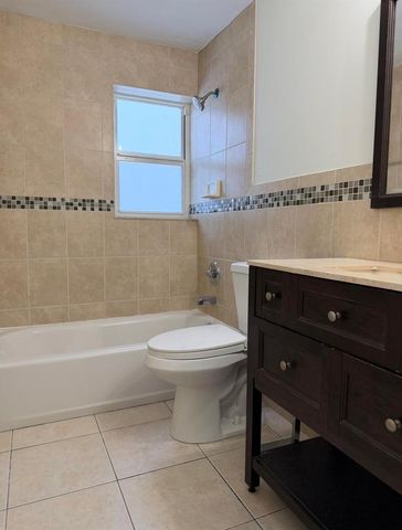5210 SW 90th Way 2, Cooper City, FL 33328