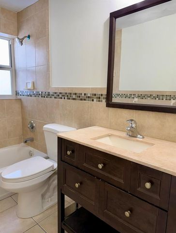 5210 SW 90th Way 2, Cooper City, FL 33328