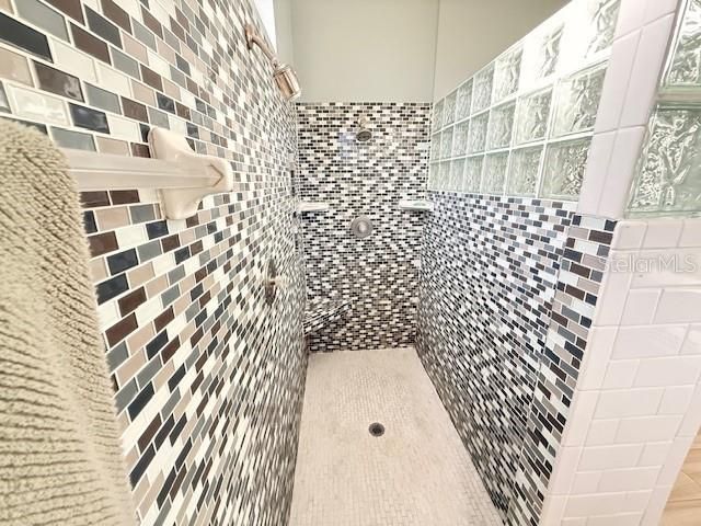 7912 COURTLEIGH DRIVE, Orlando, FL 32835