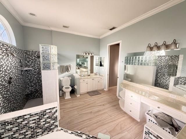 7912 COURTLEIGH DRIVE, Orlando, FL 32835