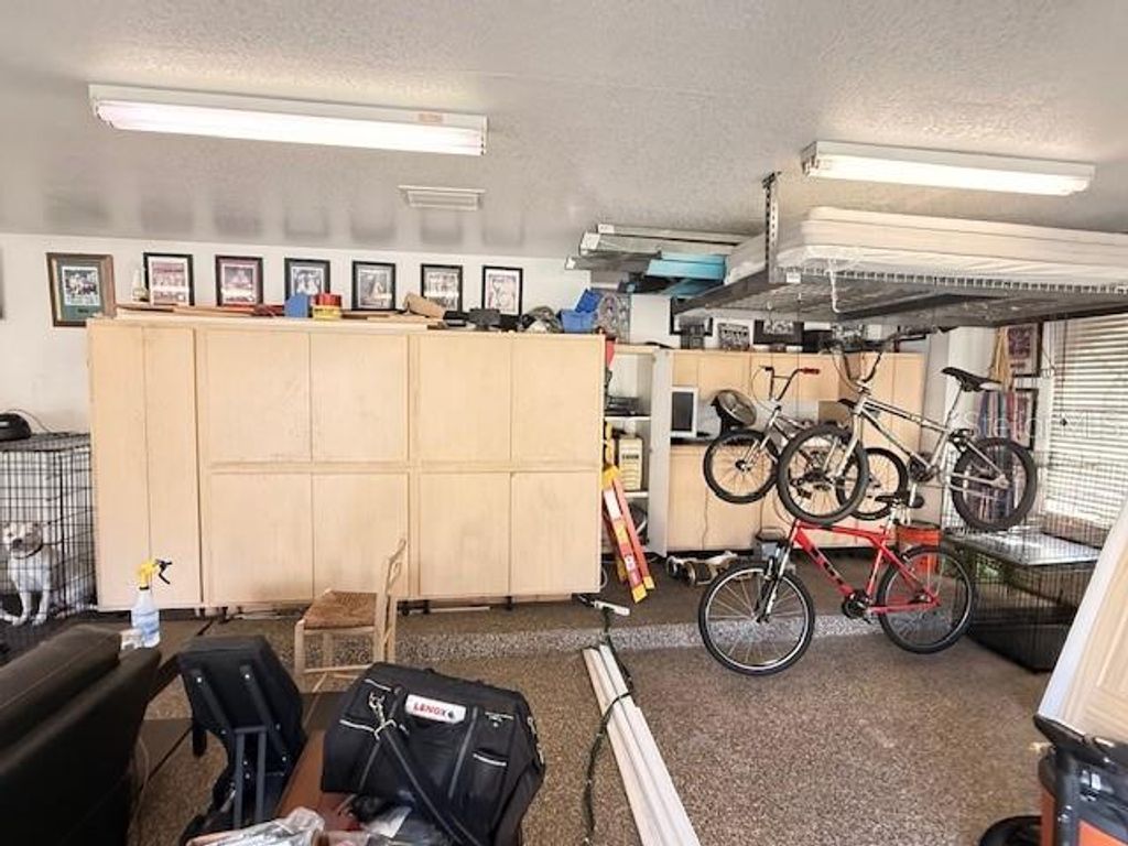 Image 17 of property listing at 7912 COURTLEIGH DRIVE, Orlando, FL 32835