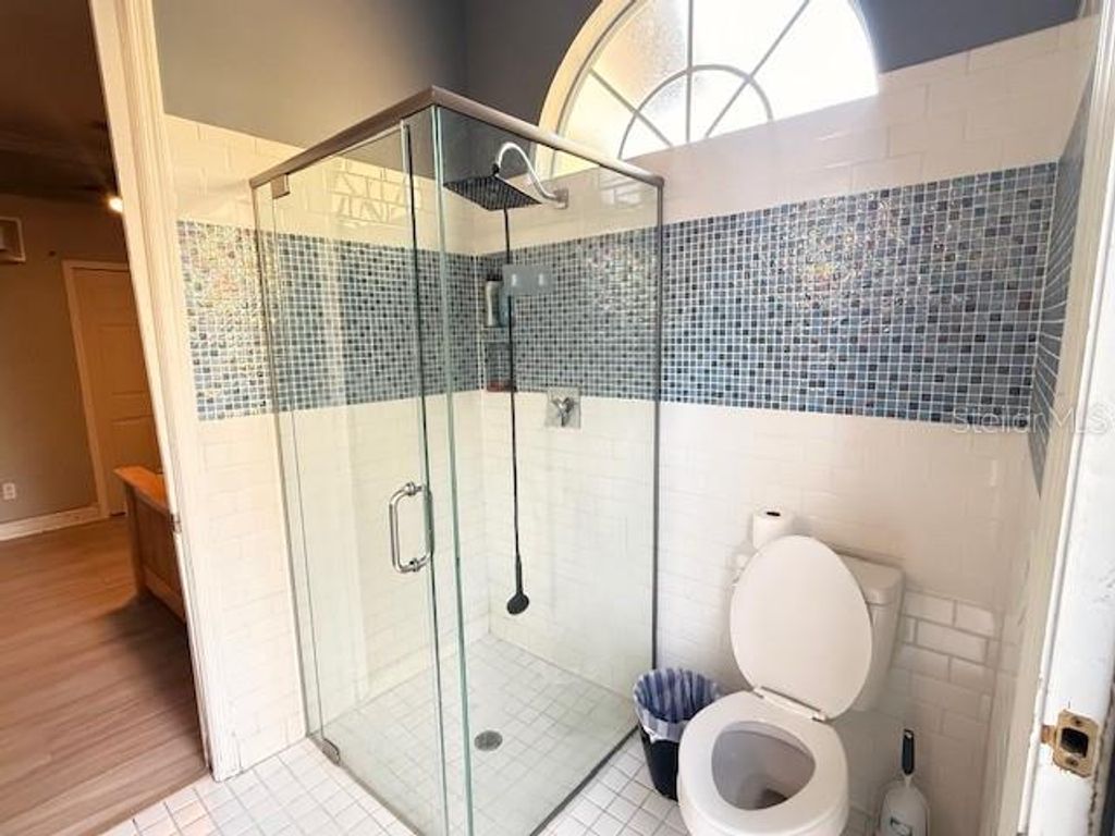 Image 26 of property listing at 7912 COURTLEIGH DRIVE, Orlando, FL 32835