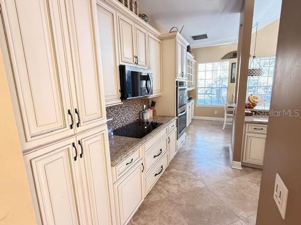 Image 30 of property listing at 7912 COURTLEIGH DRIVE, Orlando, FL 32835