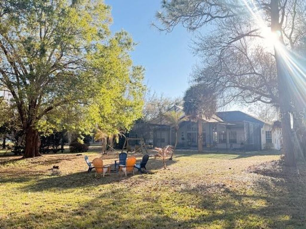 Image 4 of property listing at 7912 COURTLEIGH DRIVE, Orlando, FL 32835