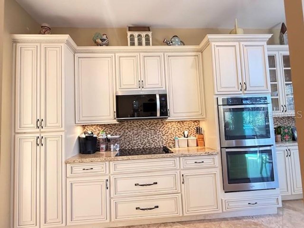 Image 34 of property listing at 7912 COURTLEIGH DRIVE, Orlando, FL 32835