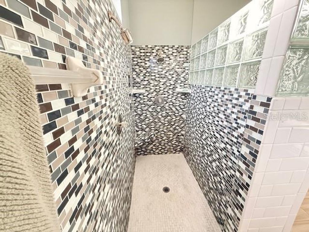 Image 55 of property listing at 7912 COURTLEIGH DRIVE, Orlando, FL 32835