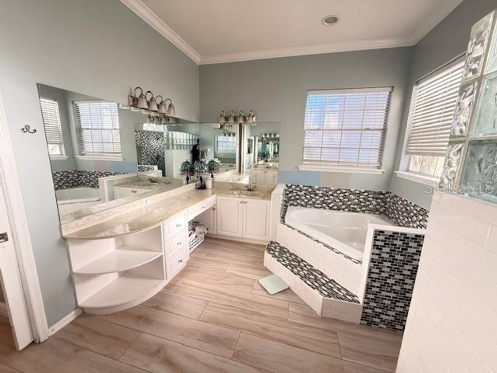 Image 56 of property listing at 7912 COURTLEIGH DRIVE, Orlando, FL 32835