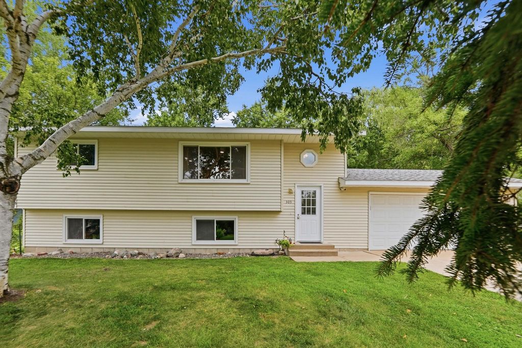 303 Upplanda Street, Buffalo, MN 55313