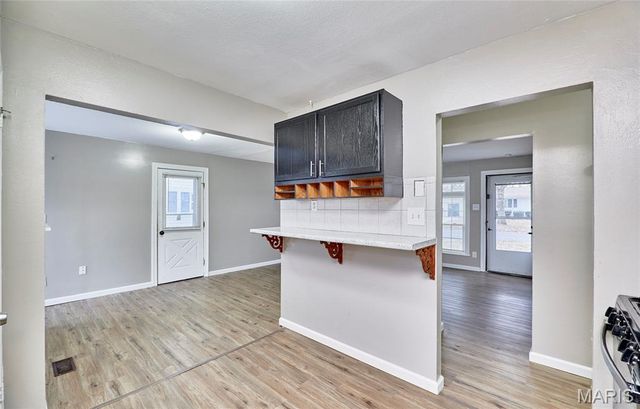 855 Daniel Boone Drive, Florissant, MO 63031