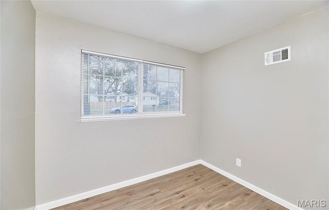 855 Daniel Boone Drive, Florissant, MO 63031