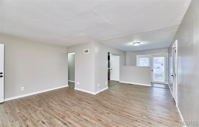 855 Daniel Boone Drive, Florissant, MO 63031