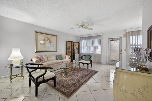 330 WELLINGTON G, West Palm Beach, FL 33417