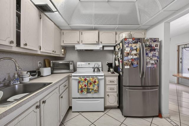 330 WELLINGTON G, West Palm Beach, FL 33417