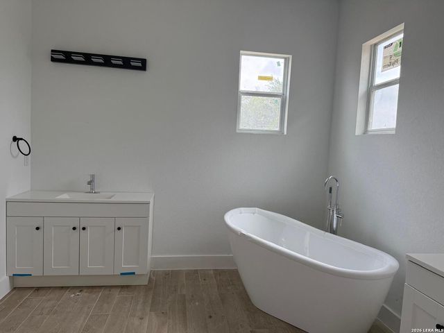 109 W Eli Chandler, Blanco, TX 78606