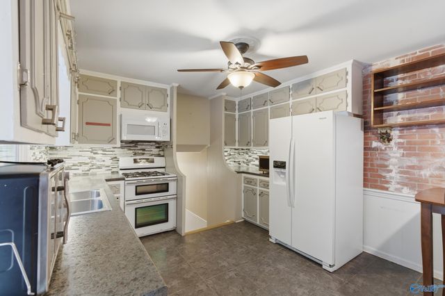 3002 Barcody Road SE, Huntsville, AL 35802