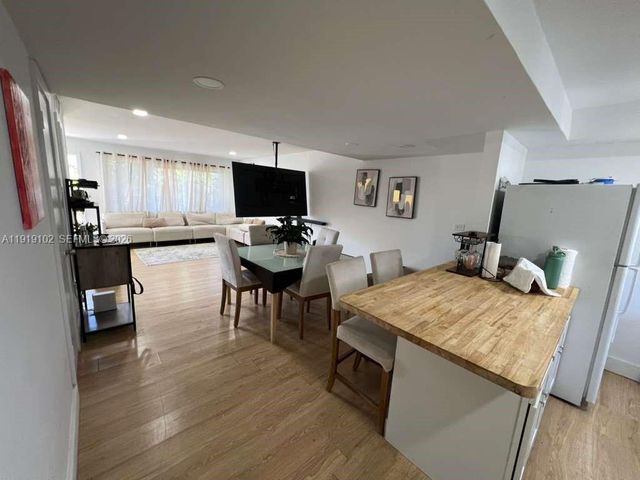 1480 NE 151st St 101, Miami, FL 33162