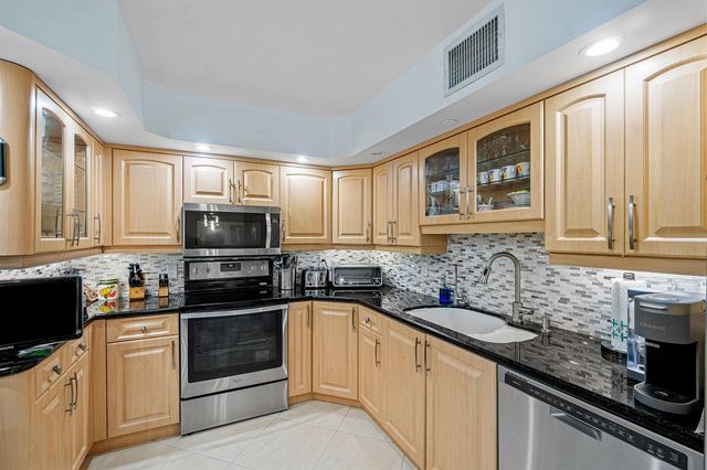 2697 N Ocean Boulevard 5070, Boca Raton, FL 33431