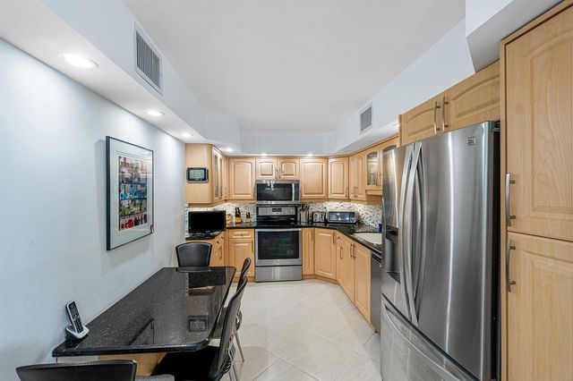 2697 N Ocean Boulevard 5070, Boca Raton, FL 33431