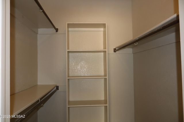 5213 N Tigua Drive, Tucson, AZ 85704