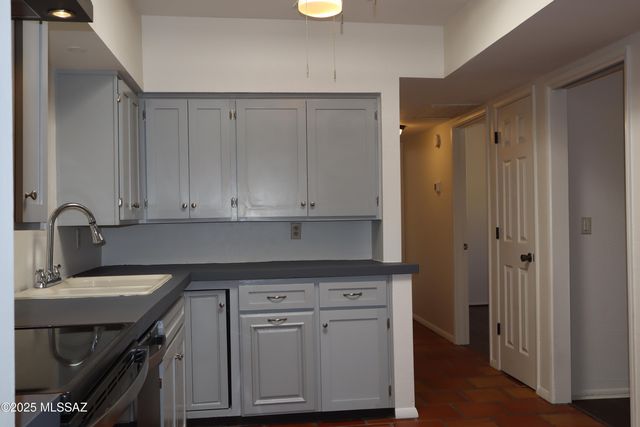 5213 N Tigua Drive, Tucson, AZ 85704