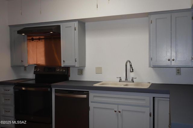 5213 N Tigua Drive, Tucson, AZ 85704