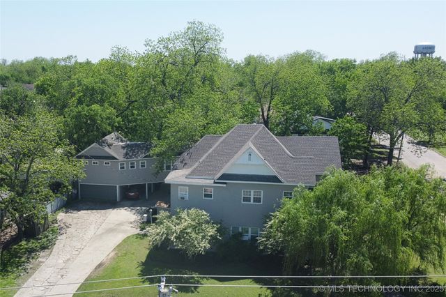 420 SW Stanley Avenue, Ardmore, OK 73401