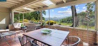 2100 Skycrest Dr 12, Walnut Creek, CA 94595