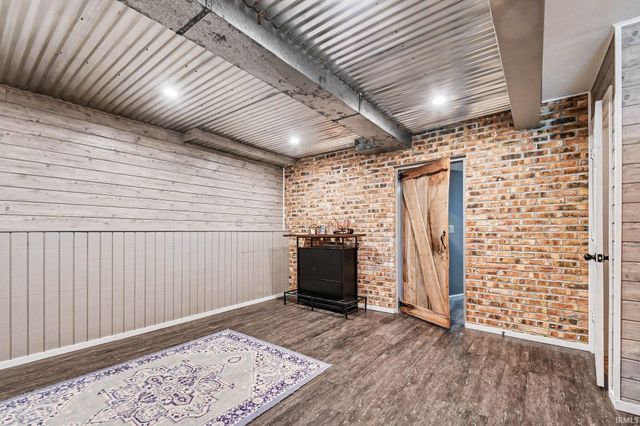 2404 Lane Street, Elkhart, IN 46514