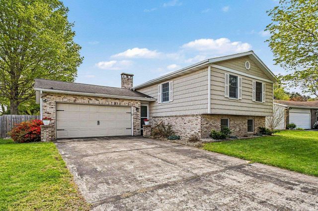 2404 Lane Street, Elkhart, IN 46514