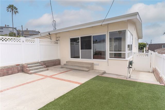 3407 Bowfin Avenue, San Pedro, CA 90732